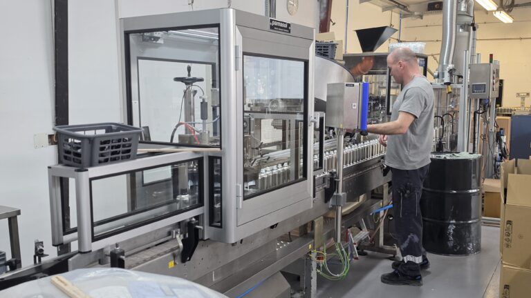 Aerosoldosen Lohnabfüllung MR Chemie