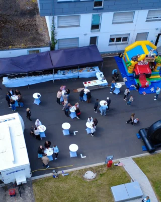 Family, colleagues, great food and plenty of good conversations – last Saturday, we celebrated what MR Chemie is all about: the people behind the company. 🎉

With fantastic weather and just a little more wind than we would have ordered, employees and their families came together to enjoy a relaxed day away from everyday work. Between the barbecue buffet, exciting insights into our company and many great conversations, one thing was at the heart of the event: spending time together.

A big thank you to everyone who joined us and helped make this day so special. 💙
_________

Familie, Kolleginnen und Kollegen, gutes Essen und viele gemeinsame Gespräche – am vergangenen Samstag haben wir bei unserem Familienfest genau das gefeiert, was MR Chemie ausmacht: die Menschen hinter dem Unternehmen. 🎉

Bei bestem Wetter – mit ein bisschen zu viel Wind, als uns lieb war – kamen Mitarbeitende und ihre Familien zusammen, um einen entspannten Tag abseits des Arbeitsalltags zu verbringen. Zwischen Grillbuffet, spannenden Einblicken in unser Unternehmen und vielen schönen Begegnungen stand vor allem eines im Mittelpunkt: das Miteinander.

Vielen Dank an alle, die dabei waren und diesen Tag zu etwas Besonderem gemacht haben. 💙

#MRChemie #Familienfest #TeamMRChemie #FamilyDay #Familienunternehmen #Unna